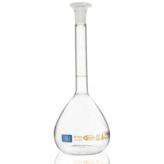 Odmerná banka sklenená, 20 ml, trieda A, hnedá stupnica, brúsený spoj 10/19, s individuálnym certifikátom a QR kódom – GLASSCO