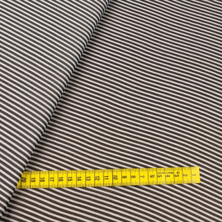 Látka šifón čierna hladká pruhy vzor 0,5m