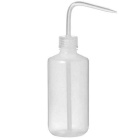 Laboratórna striekacia fľaša LDPE 500 ml s bezfarebným uzáverom a stupnicou