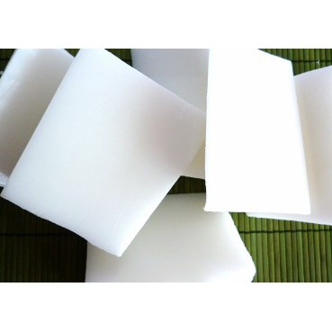 Glycerínová hmota na výrobu mydla 1kg biela v balení od megamix.sk
