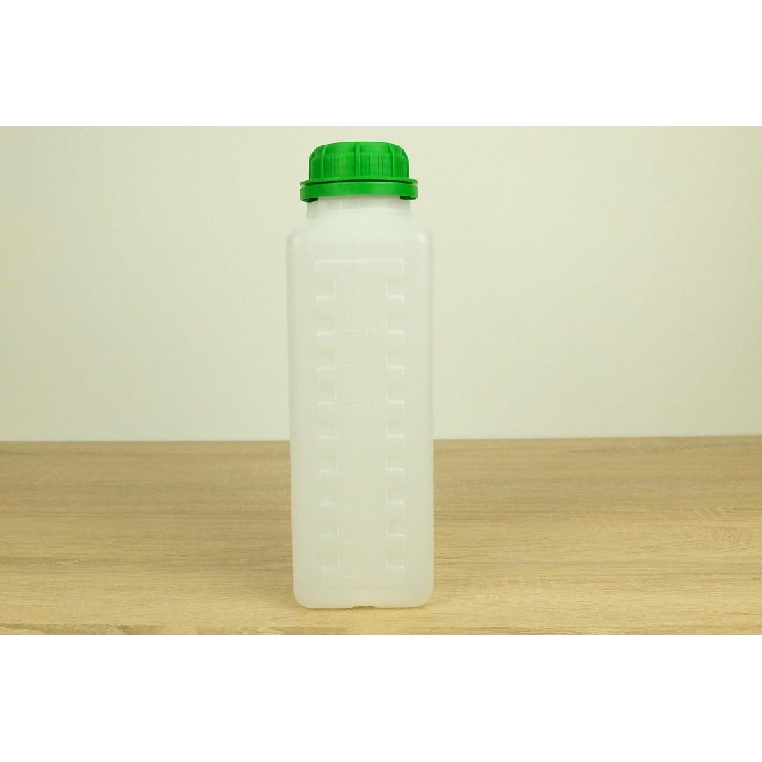 Plastová fľaša so zeleným vrchnákom 1l 220x90mm megamix.sk