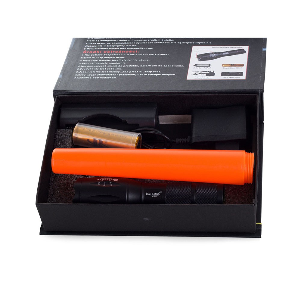 LED baterka ZOOM AAA 13cm čierna taktická megamix.sk