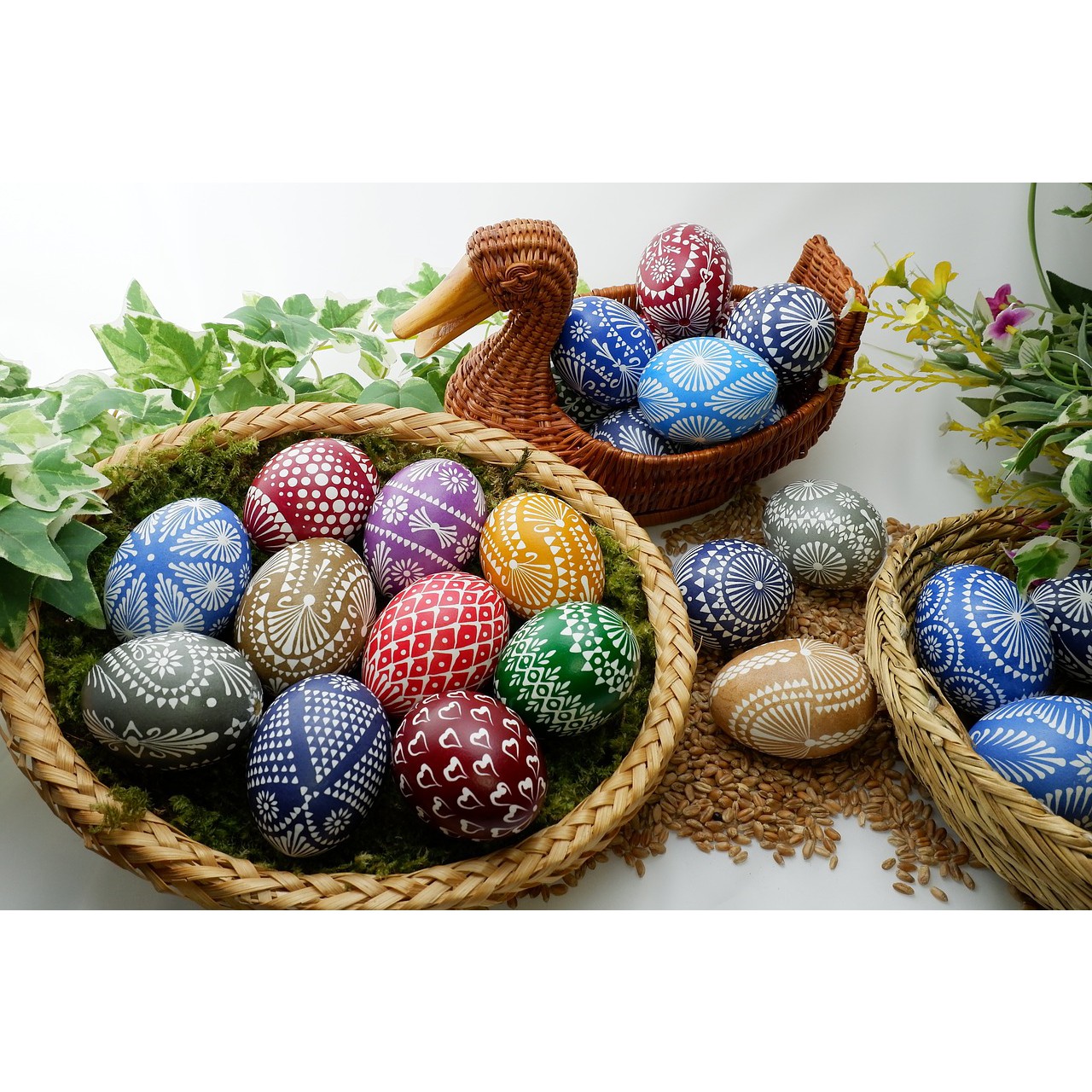 veľkonočné vajíčka zdobenie predaj dekorácie kraslice maľované vrtané  megamix.sk